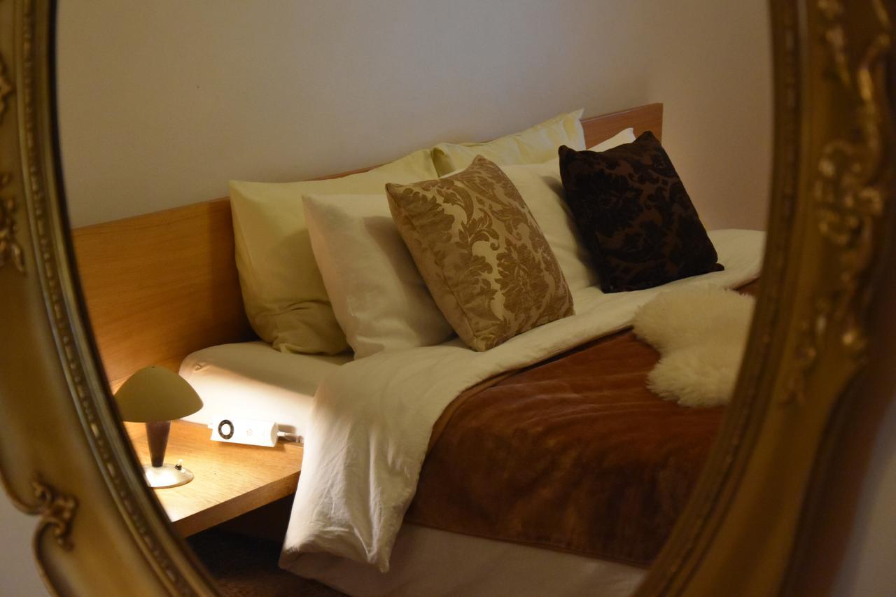 Victoria Design Stays - Apartment Rehorova Praha Eksteriør bilde
